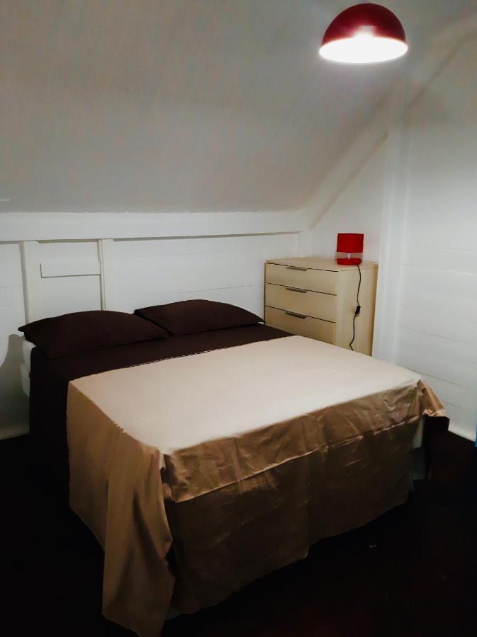 Location Maison Bleue Avec Piscine Privative Au Carbet Martinique 勒卡尔贝 外观 照片